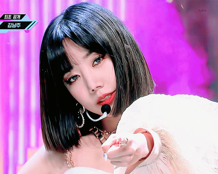 이거 안무가 속박되어 있다가 풀리는 거 표현한 거래 | 인스티즈