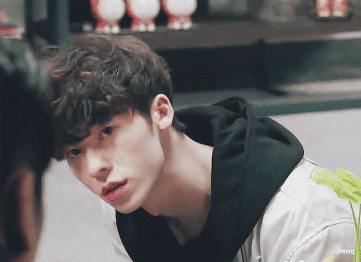 현재 대만에서 국민 첫사랑으로 불린다는 연예인 외모 ㄷㄷ gif | 인스티즈