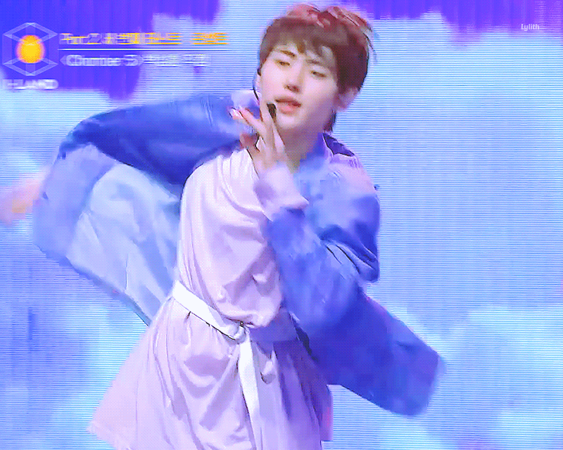 그래그래 우리 성훈이 이제 아이돌이야.... | 인스티즈