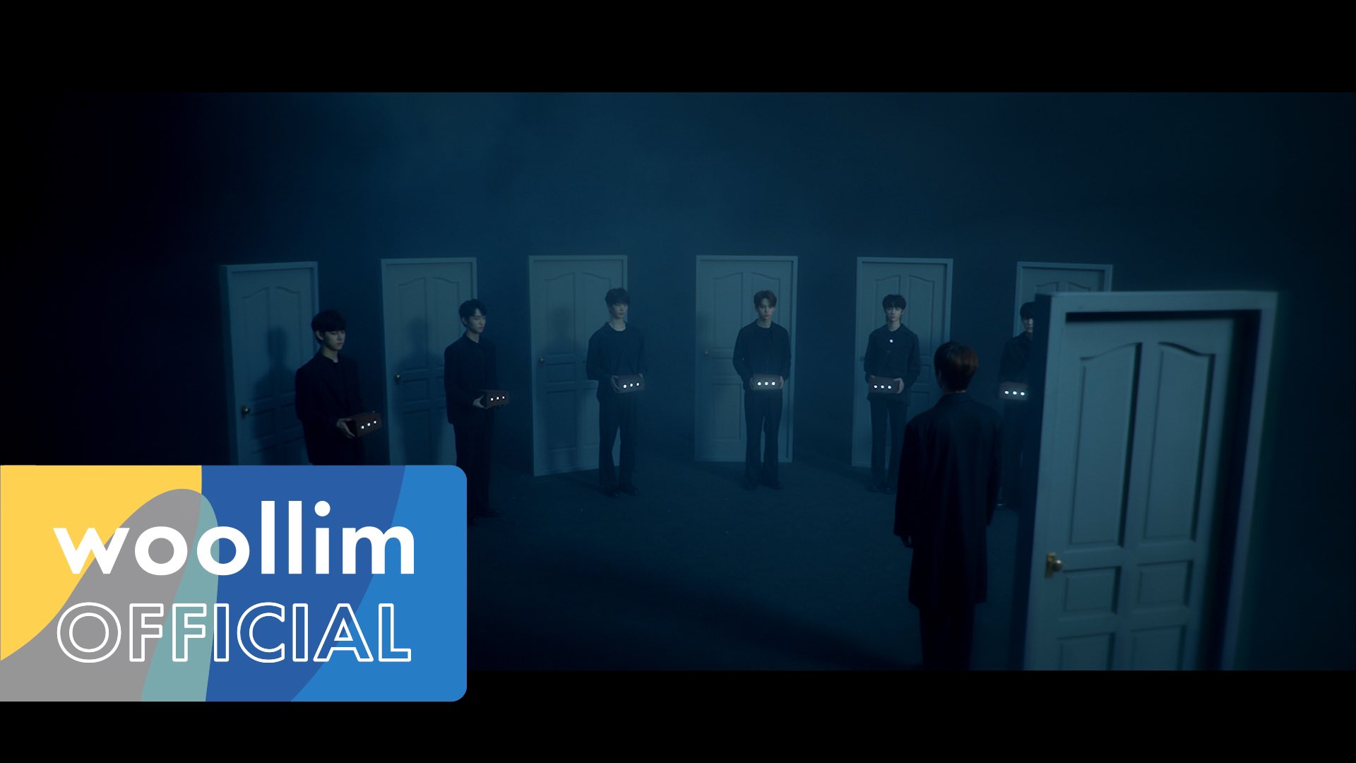 드리핀 단체 사진 보니까 애들 키 진짜 크다 | 인스티즈