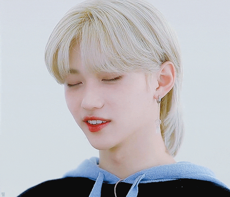 [잡담] 용복이 송곳니 진짜 뾰족함 완전 아기도깨비 | 인스티즈