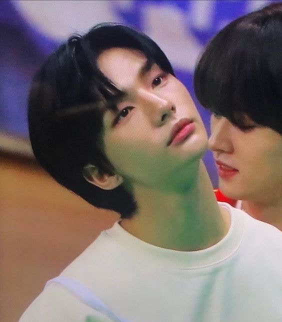 내가 좋아서 모아본 황현진 입술 잘보이는 짤들.jpgif ㅅㅇㅈㅇ | 인스티즈