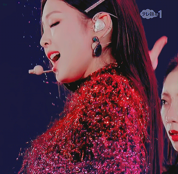 아까 잘못눌려서 제니 안본사람들은 다봐야하는 짤 다시대방출🖤💖 | 인스티즈