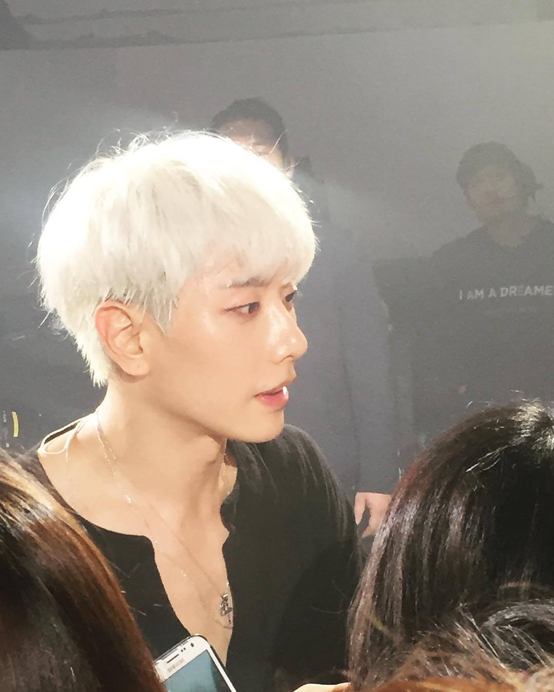 박효신 노래 이렇게 하면서 이렇게 생긴거 너무해 | 인스티즈