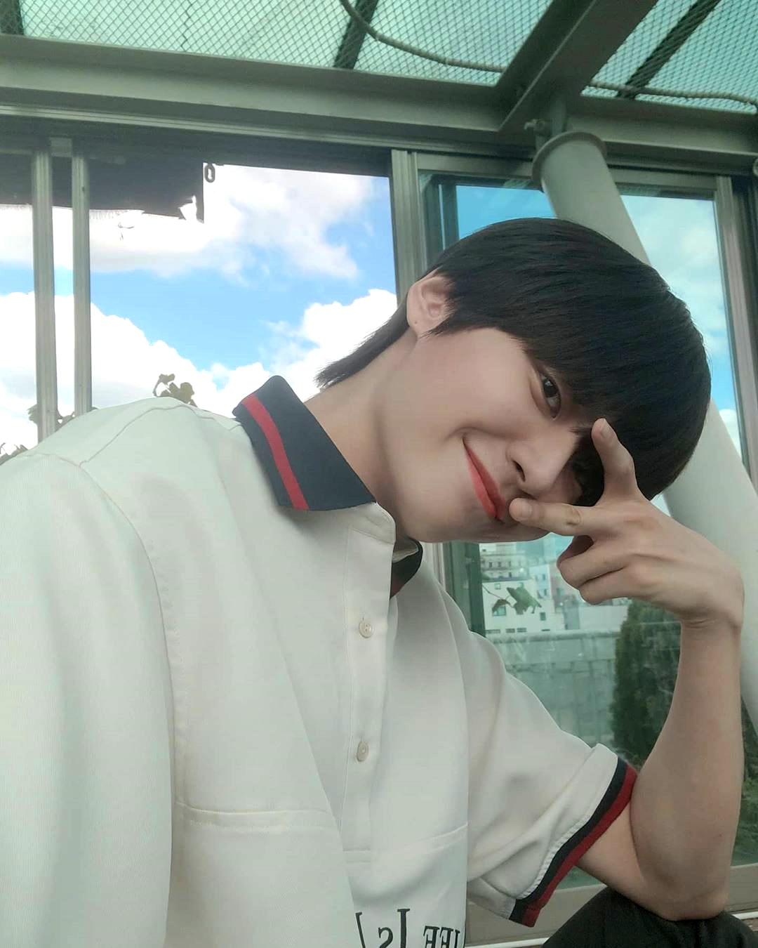 이진혁 본인은 너무 청량깅인데 쎈 컨셉 착붙이야 | 인스티즈