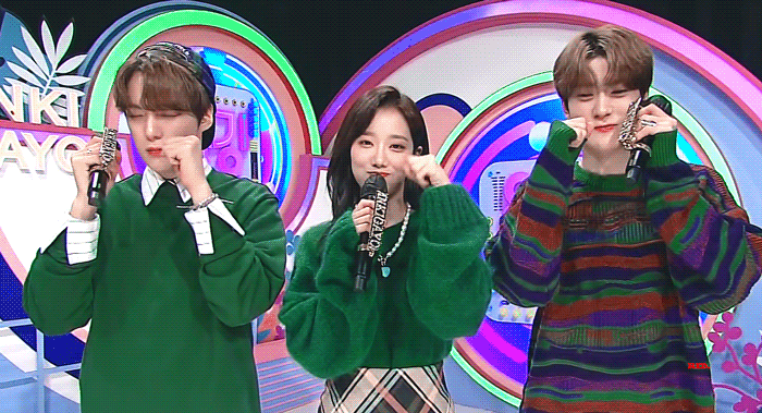 오늘자 민나현.. | 인스티즈