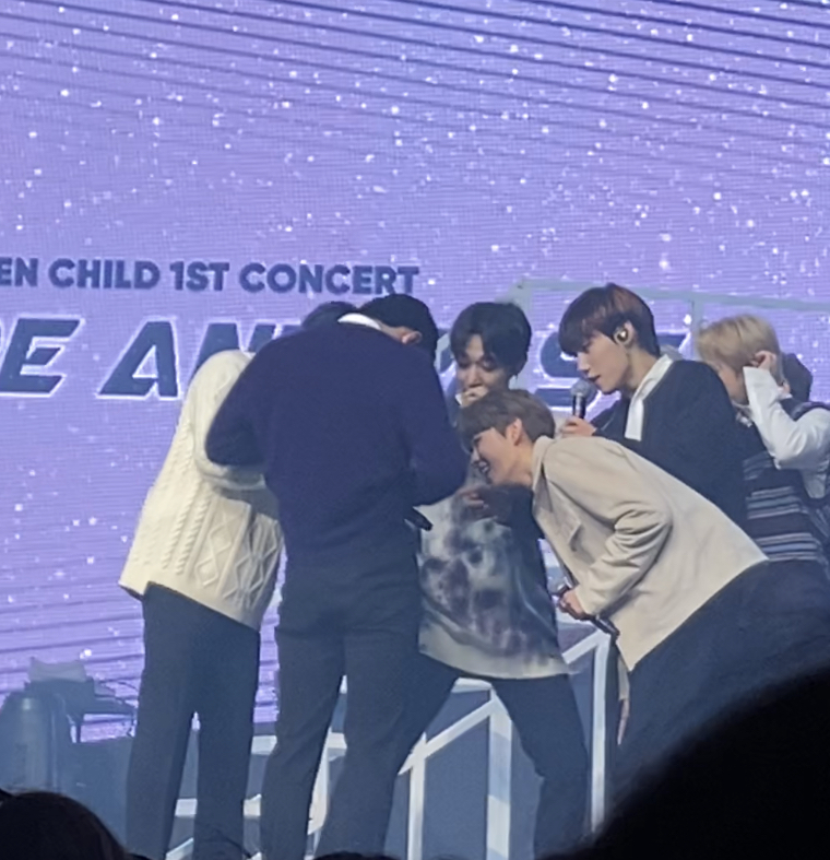 골차 복근구경 개좋아함 | 인스티즈