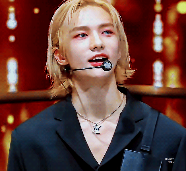 컴백 널리널리 알려달라고 하는 아이돌 | 인스티즈