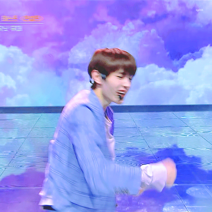 엔하이픈 박성훈 왜이래??ㅋㅋㅋㅋㅋㅋㅋㅋㅋㅋㅋㅋㅋㅋㅋㅋㅋㅋ우리애가 고장났어요ㅠㅠ | 인스티즈