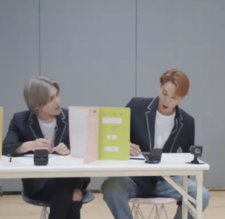 카이랑 태용 이거 뭔뎈ㅋㅋㅋㅋㅋㅋㅋㅋㅋㅋㅋㅋㅋㅋㅋㅋㅋㅋㅋ | 인스티즈