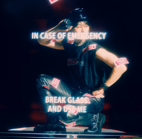 비상 상황에는 유리를 부수고 저를 사용하세요...???? | 인스티즈