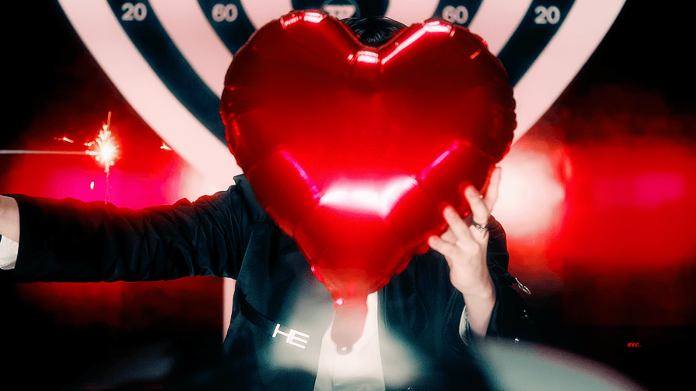 하.. 수시 자소서 쓰는데 스트레스받는다.. 잘생기고 귀여운 남정네들 봐야지.. | 인스티즈