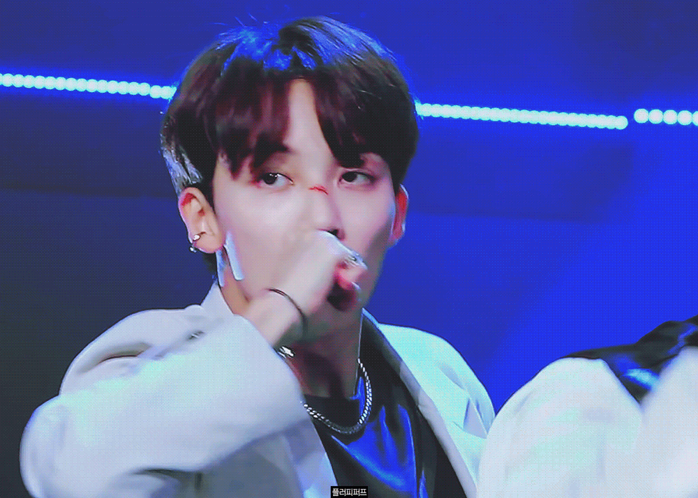 얘는 데뷔하고 3년까지도 그냥 연습생의 연장이라고 생각했대 | 인스티즈