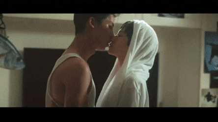 큰방에서 추천해준 키스신 맛집 영화 다 보고 오는 길.... | 인스티즈