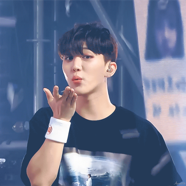 홍주찬 진짜 너무 예쁜거 아니야....? | 인스티즈