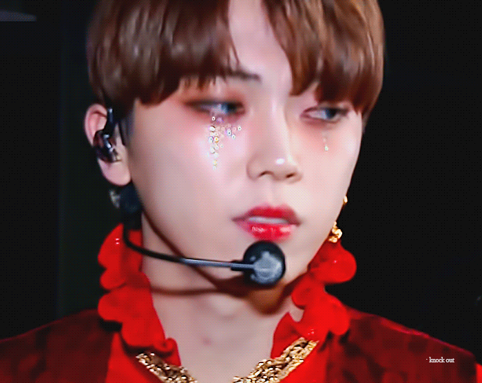 메이크업 진짜 이쁘지 않니.... | 인스티즈