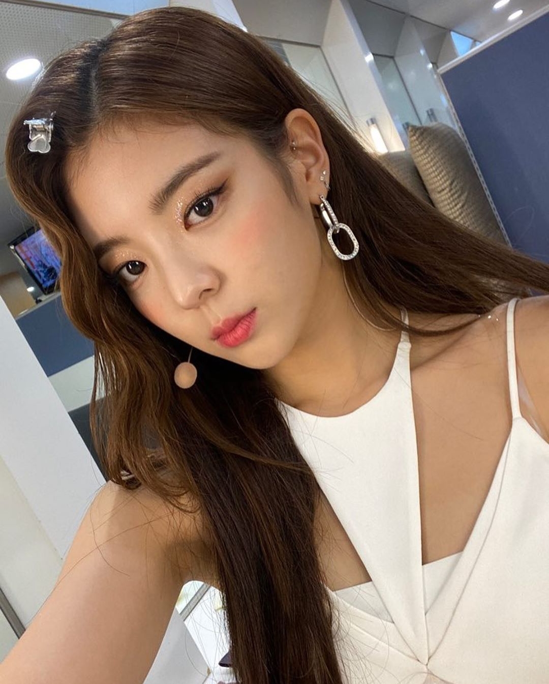 리아 진짜 귀티나.. | 인스티즈