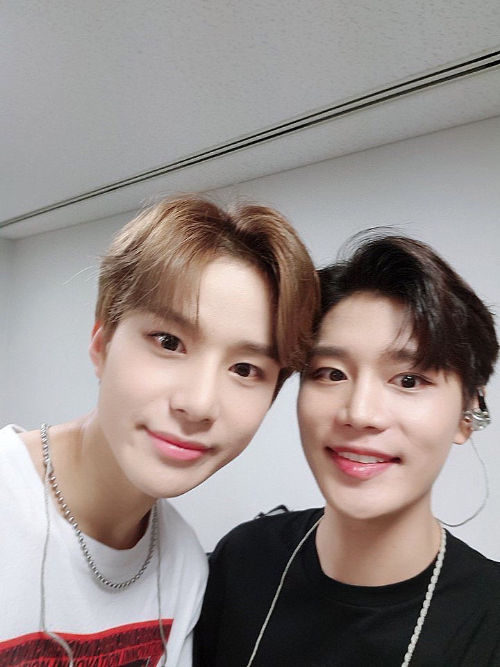 [잡담] 간만에 끌올하는 엔시티 정우 메타몽 설 ....진짜 신기함 주의 | 인스티즈