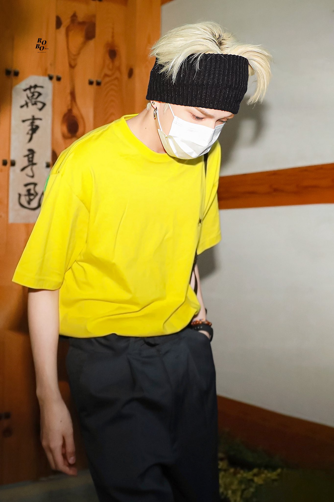 와 아사히 헤어밴드 쓴거 보니까 활동때 하는거 보고 싶다 | 인스티즈