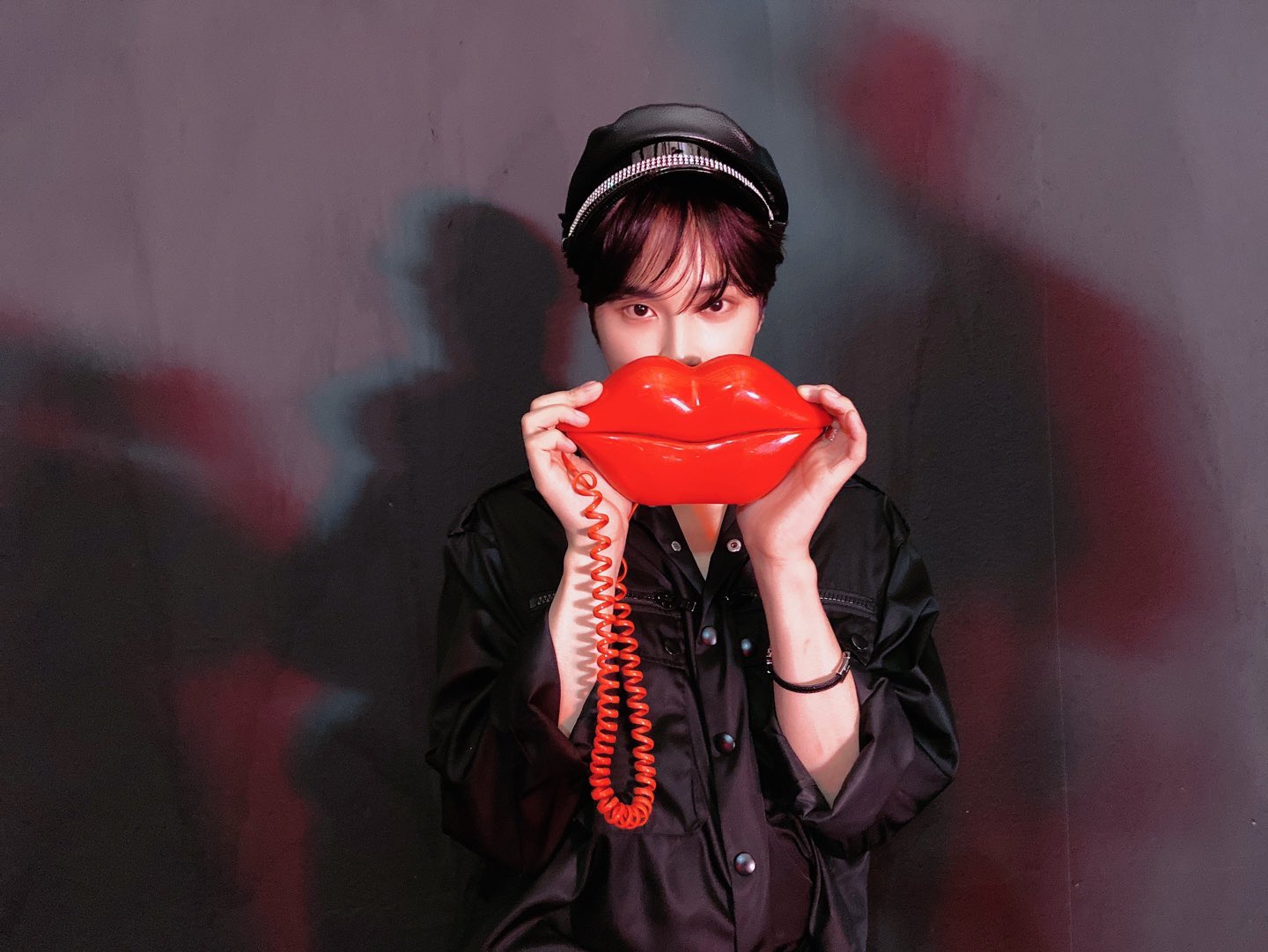 아아니 저건 벨렐레 벨렐레 섹쉬한 전화기잖아?!☎️ | 인스티즈