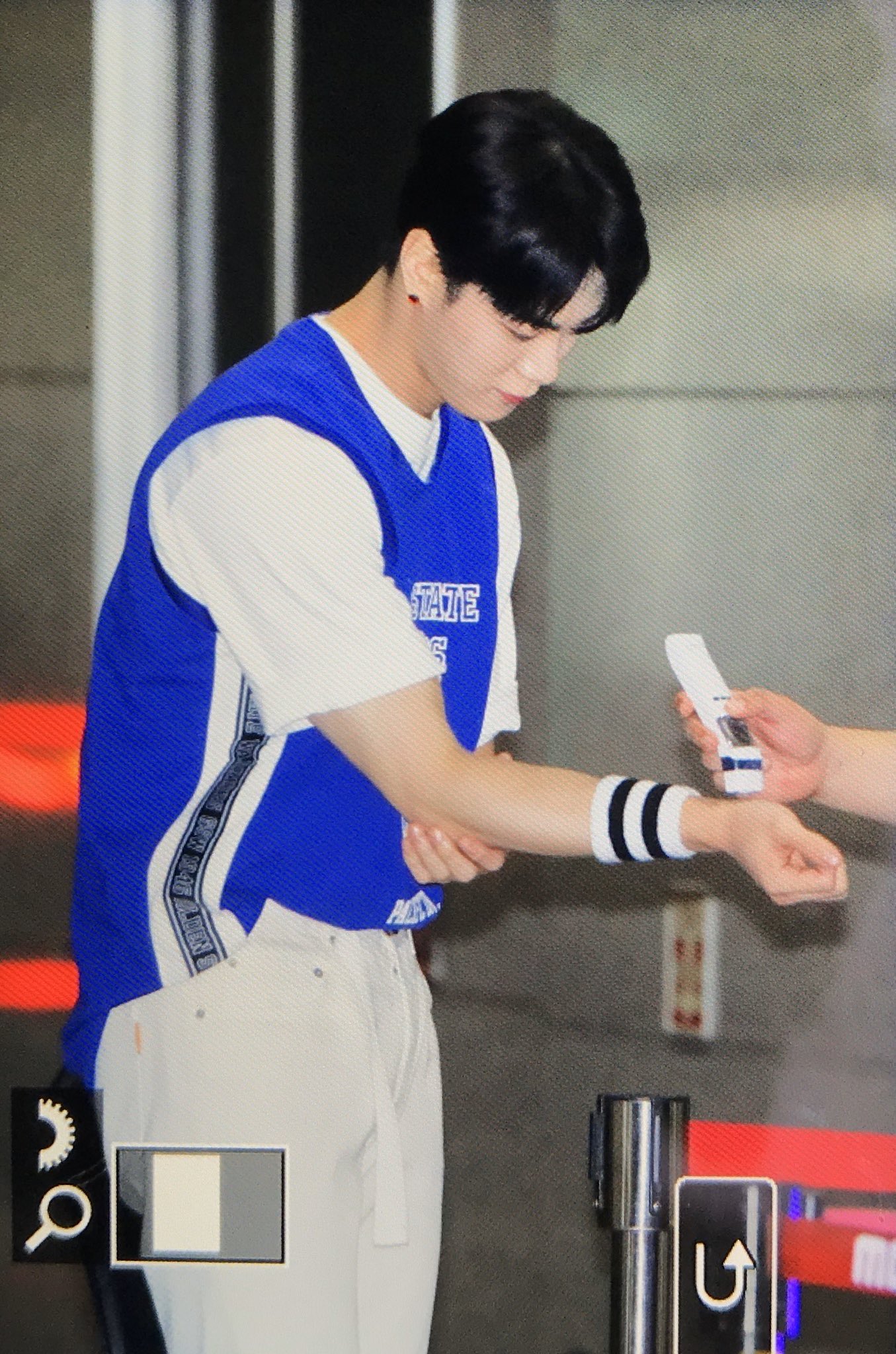 지옥에서온 유교보이가 체온 재는 방법 | 인스티즈