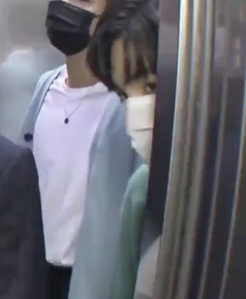 경계하는 고양이 보쉴? | 인스티즈