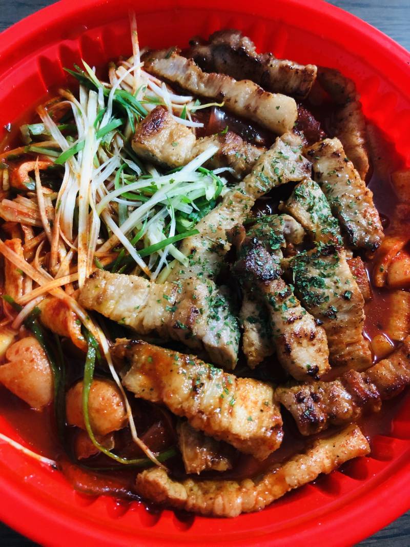 🥓🍲삼겹살 떡볶이 먹는 즁 | 인스티즈