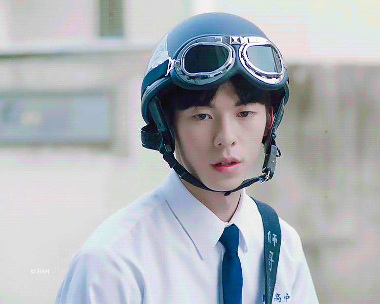 현재 대만에서 국민 첫사랑으로 불린다는 연예인 외모 ㄷㄷ gif | 인스티즈