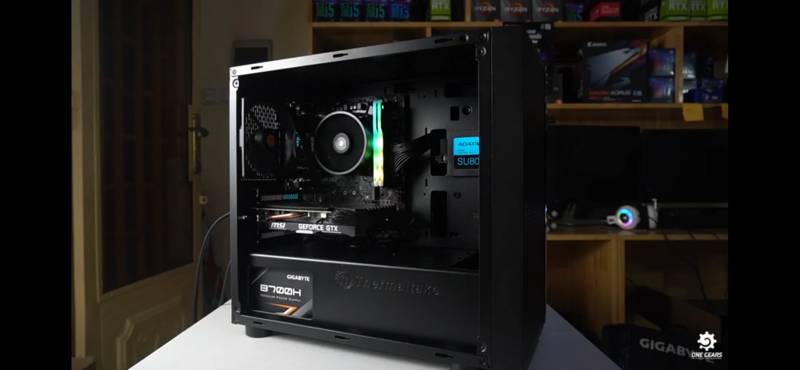 컴퓨터 둘중에 뭐가이뻐? | 인스티즈