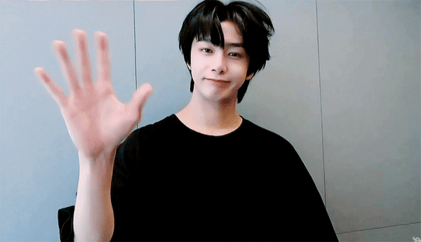 하 이래서 아이돌한테 머리빨 따위 존재하지 않는다는 거구나ㅋㅋㅋㅋㅋ | 인스티즈