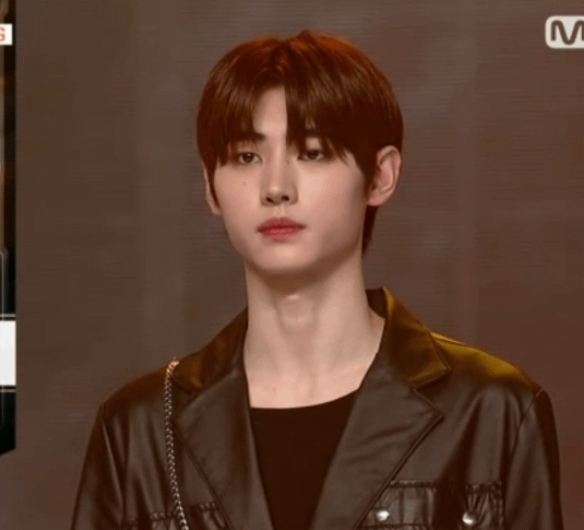 박성훈 이 옷 한번만 더 입어줬으면 | 인스티즈