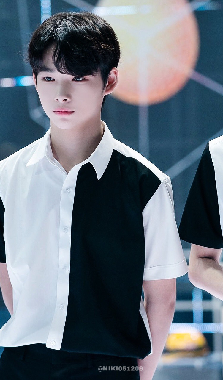 니키 데뷔해서 행복한 닠프들 모여,, | 인스티즈