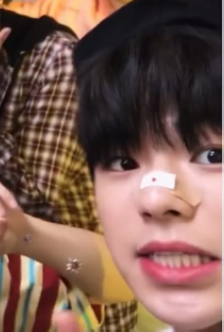 YG는 도대체 뭘 보고 윤재혁이 팬잘알+끼쟁이 아이돌 n회차인걸 | 인스티즈