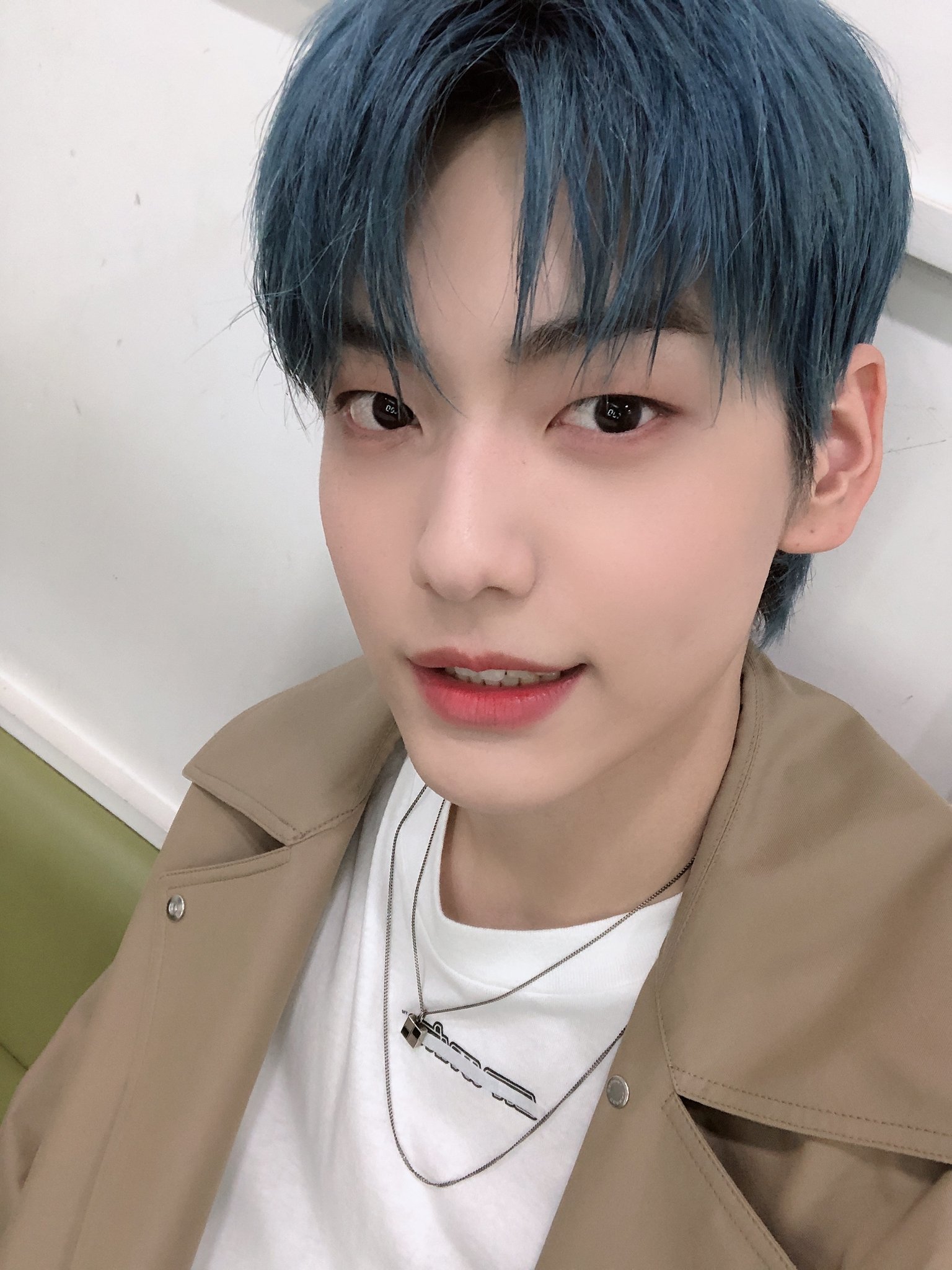 투바투 수빈 항상 셀카 4장 꽉 꽉 채워 올려주는거... | 인스티즈