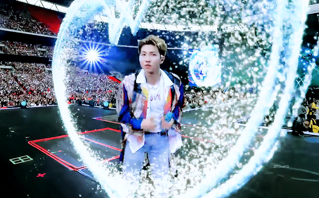 방뽕 차는 방탄 콘서트 좀 보고 가실래요??? | 인스티즈