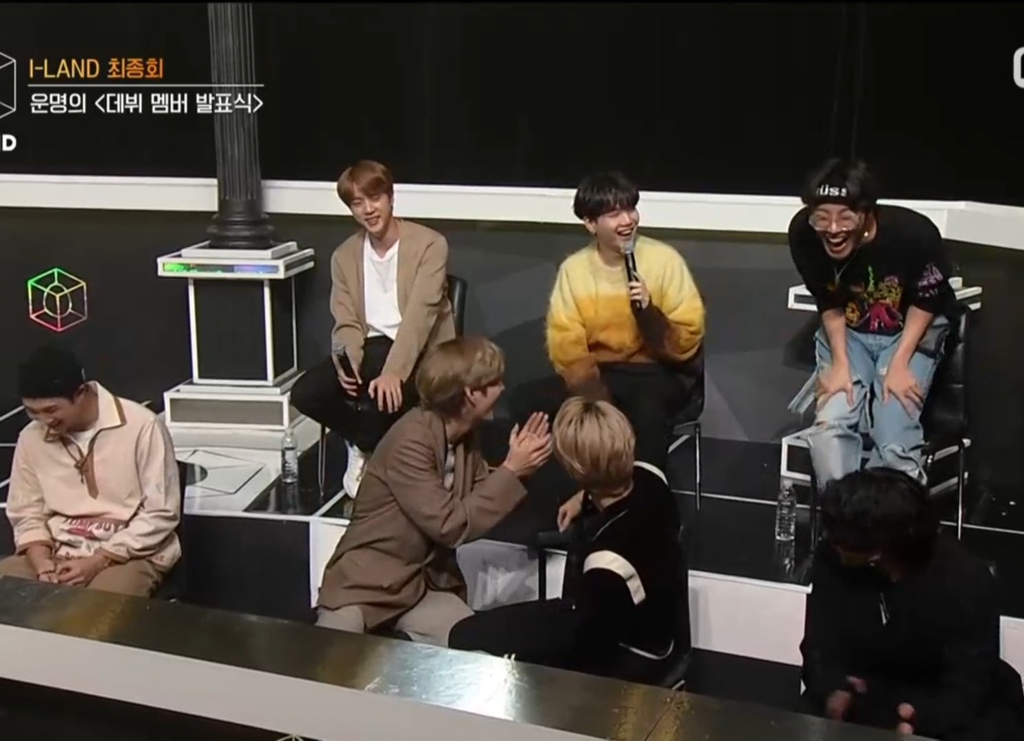 어제오늘 너무 갭차이 나자나 ㅋㅋㅋ | 인스티즈