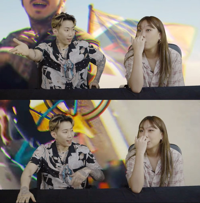 영지 박재범 못쳐다보는 거 봨ㅋㅋㅋㅋㅋㅋㅋ | 인스티즈