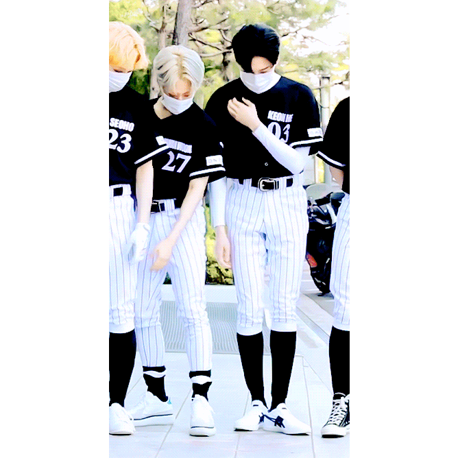 원어스 에어플레인은 진짜 미친 곡이야 | 인스티즈