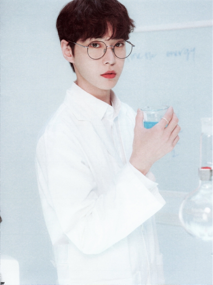 김도영 2020 시그 안경 너무 좋다 | 인스티즈