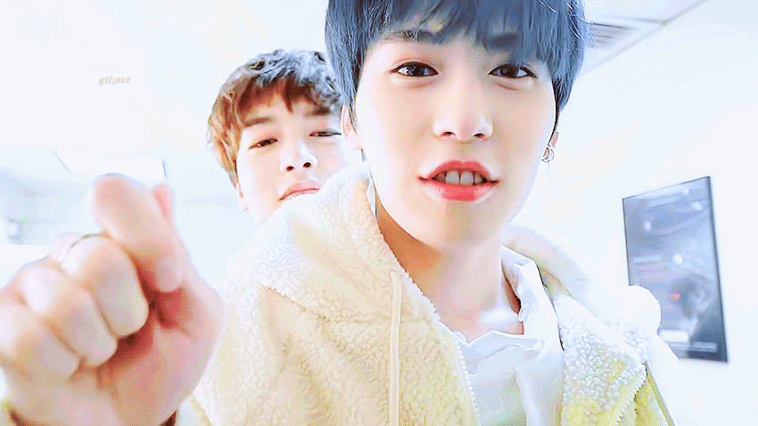 원어스 보고 싶다 ㅠㅠ | 인스티즈