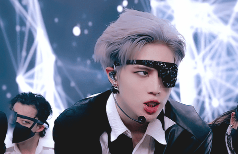 [잡담] 태민 이 짤은 아무리 봐도 미쳐 | 인스티즈