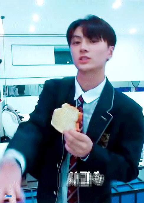 [잡담] 엔하이픈 제이 내일이면 졸업하네 | 인스티즈