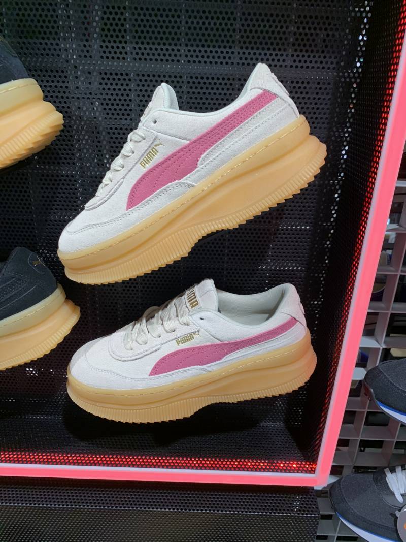 이 신발 이상해..? | 인스티즈