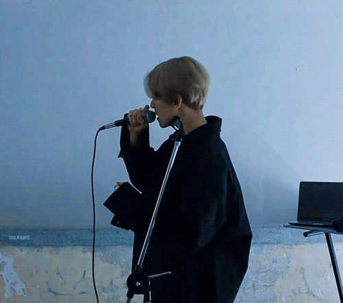 백현이 유엔빌리지 라이브는 다 놀라운데 | 인스티즈