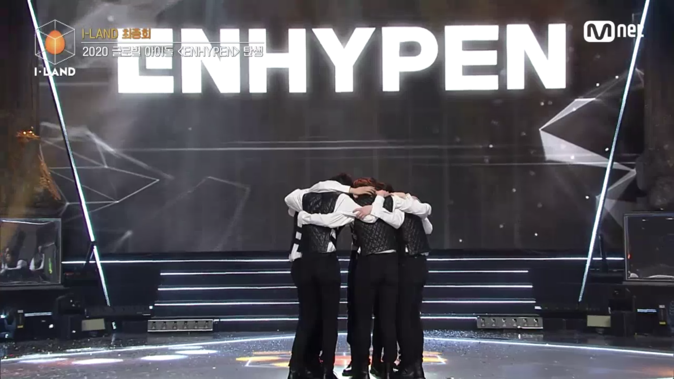 아침부터 가슴이 웅장해진다.... | 인스티즈