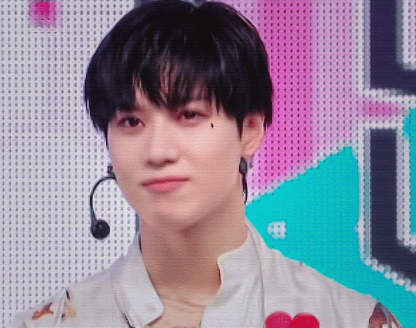 이태민 어제 데뷔한거 아니야? | 인스티즈