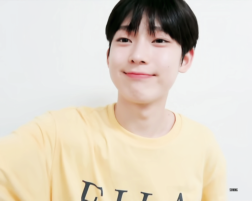 난 진짜 얘를 보고 아이돌끼 타고나는 건 이런거구나 느꼈어 | 인스티즈