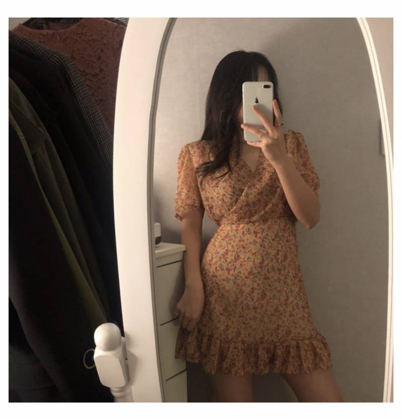 검정 블레이저 안에 입을 원피스 색 골라주라 ㅜㅜ | 인스티즈