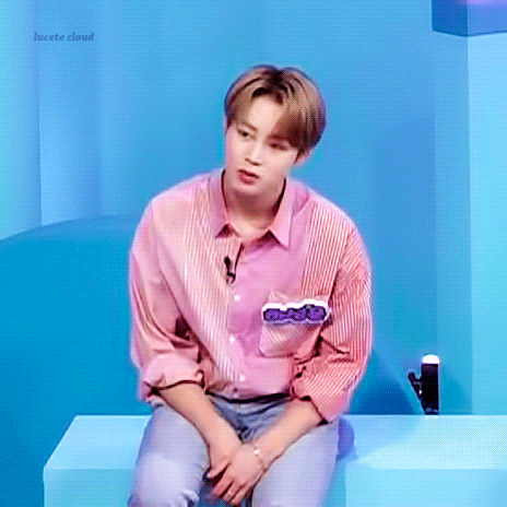 하성운 얼굴 잘 붓는 편이라 있는 버릇 | 인스티즈