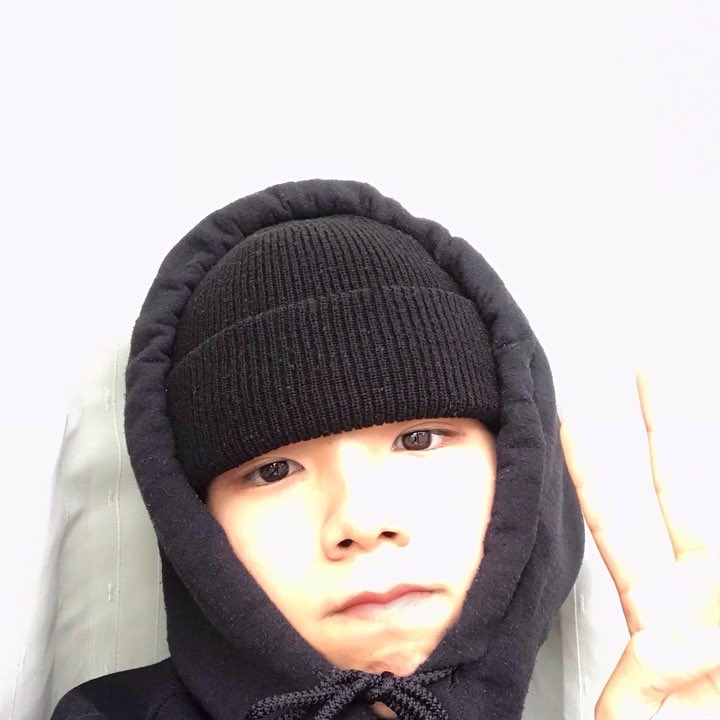 쇼타로 틱톡 프사? 이 셀카 너무 귀여운데 | 인스티즈